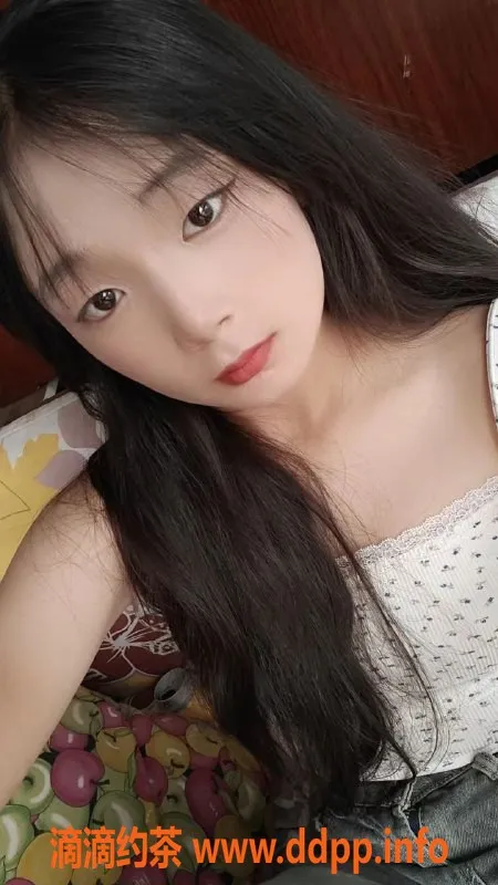 成都上门服务资源信息,双流困困，162cm匀称学生妹，600元包夜体验！