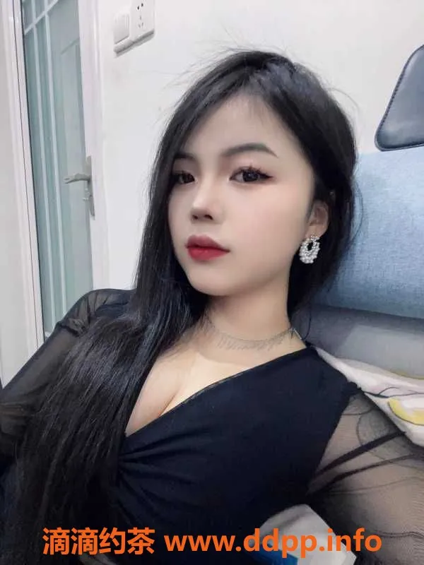 深圳楼凤资源信息,南山性感大胸御姐婷婷，165cm，600元体验