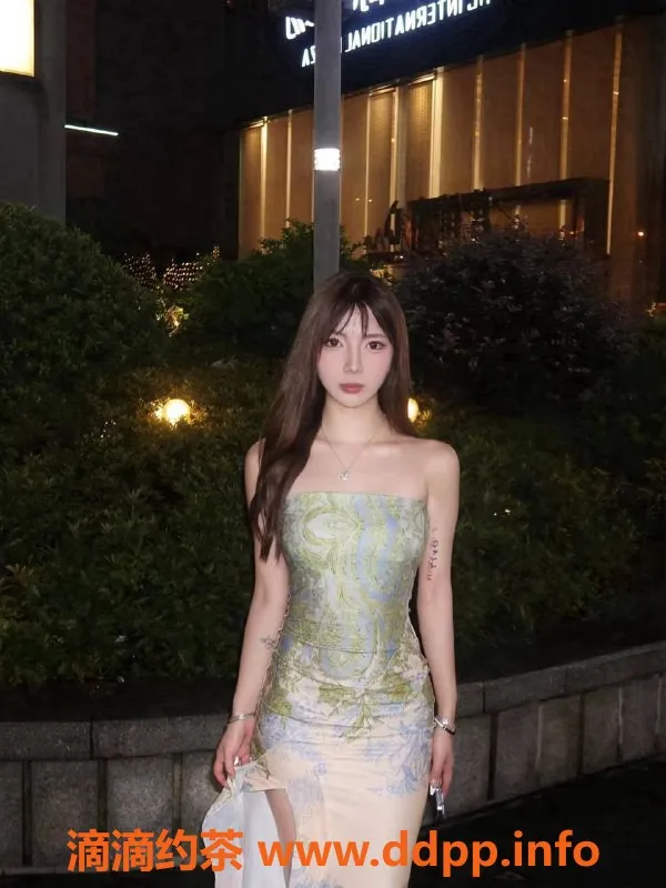 长沙上门服务-开福区21岁南兮，162cm水嫩妹子邀你体验