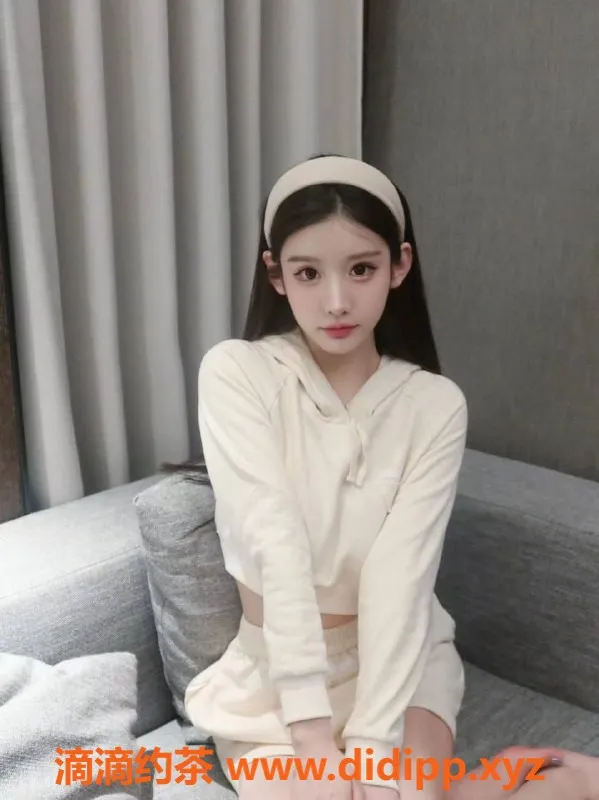 杭州上门服务-都市女孩白甜，167cm 46kg，尽享情趣服务