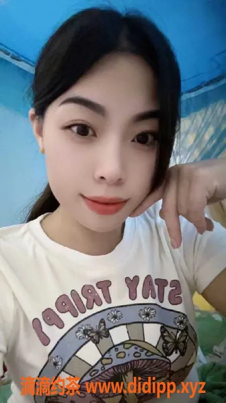 广州楼凤-天河浪蝶｜29岁高颜值少妇，身高162，胸围36C