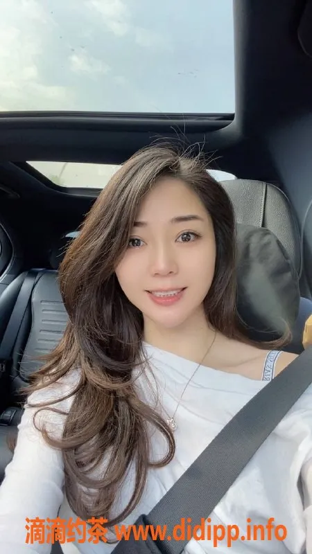 广州楼凤-佛山美美，500元体验鸳鸯浴和亲吻服务