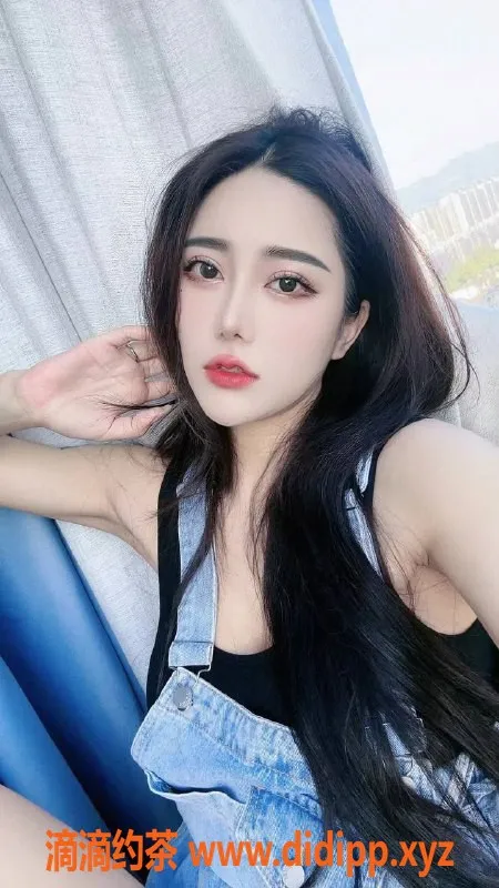 长沙楼凤-岳麓区卿儿172高挑美眉，24岁热情服务