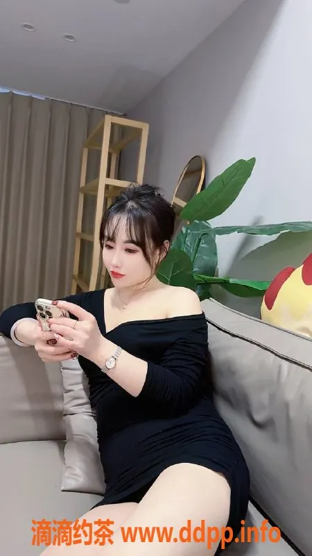 长沙楼凤资源信息,雨花区24岁琦琦，身高165，95斤，C罩杯服务