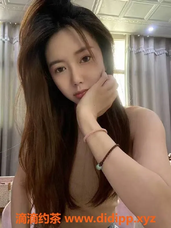 深圳楼凤资源信息,罗湖私约美女服务，168高、48轻盈身材