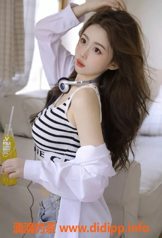 北京楼凤-世贸天阶嫩妹小豆子，内衣批发超值15Z起