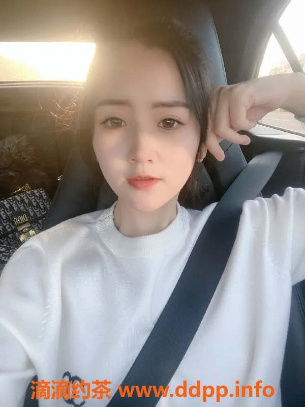 深圳楼凤资源信息,福田馨馨，162cm C罩杯，消费800p起