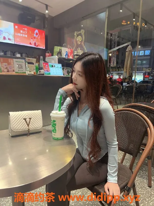 深圳楼凤-龙华猪猪，1200p超值服务等你体验