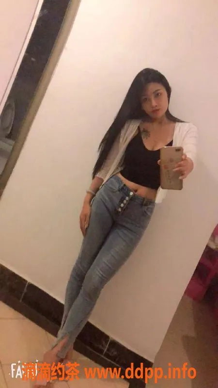 广州楼凤-天河小红少妇，400元舌吻服务，视频验证！