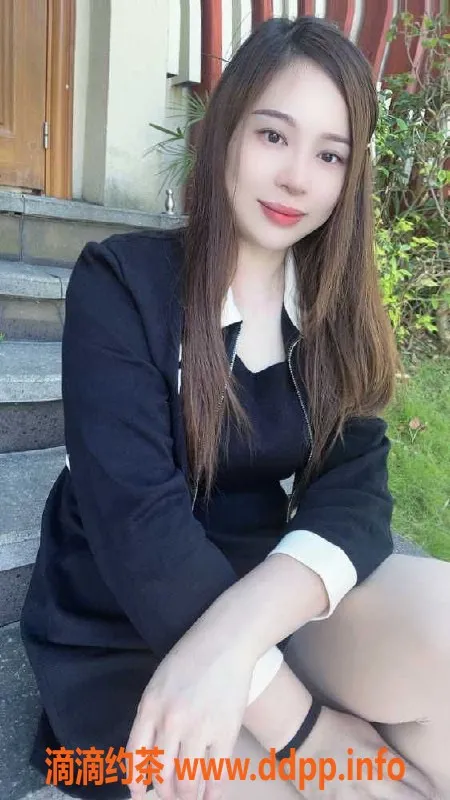 广州楼凤-天河风骚少妇童童，26岁，168cm，胸围36C