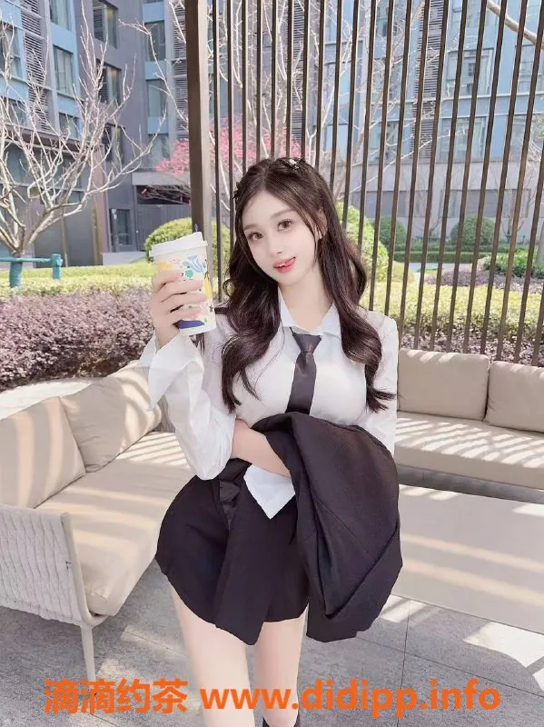 上海楼凤-徐汇蕊蕊，20张内15p，超诱人服务