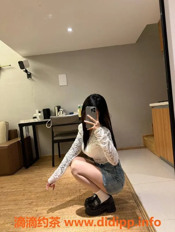 杭州楼凤-适中身材与优质服务的上门小妹