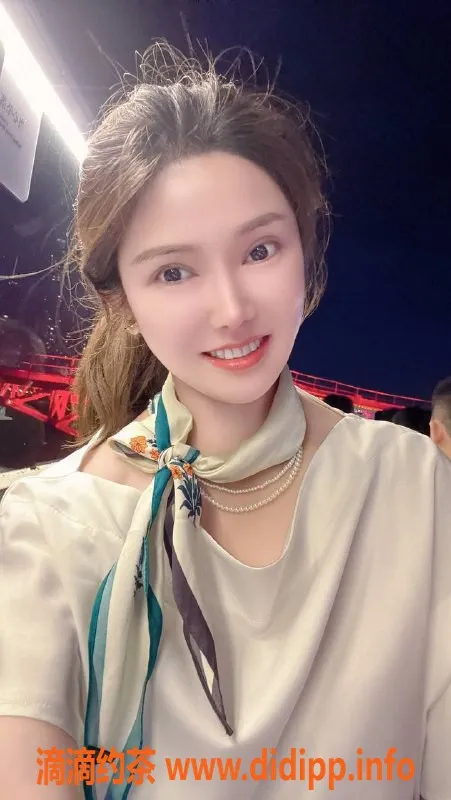 东莞楼凤-大朗熏儿，600起约会，夜2600服务