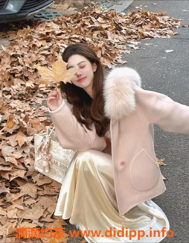 上海楼凤-徐汇区夏雨 34C 胸围43kg 清纯美女 1200起