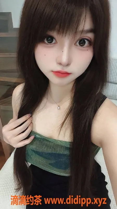 深圳楼凤资源信息,龙岗可可，性价比超高，私聊约500元！