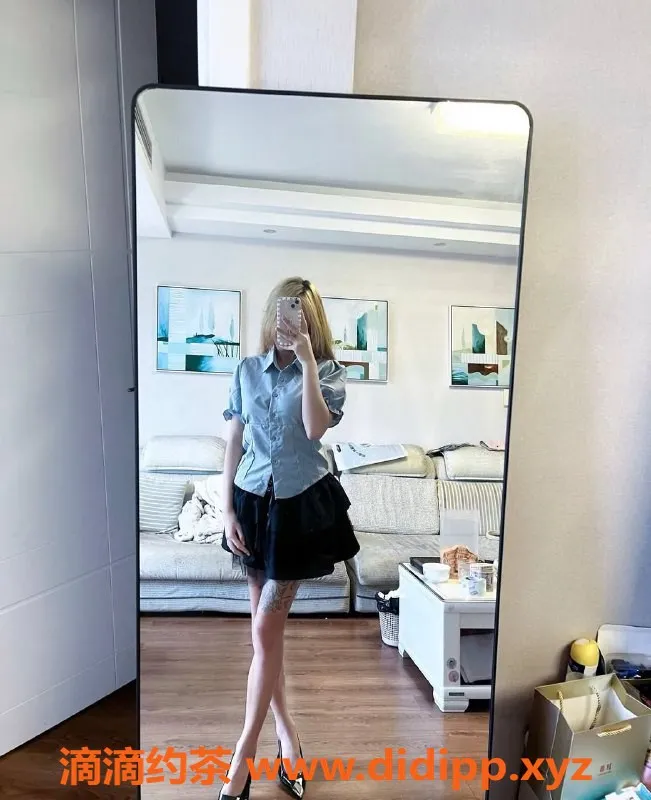 武汉楼凤-蕊蕊 电报联系方式   身高娇小，服务热情