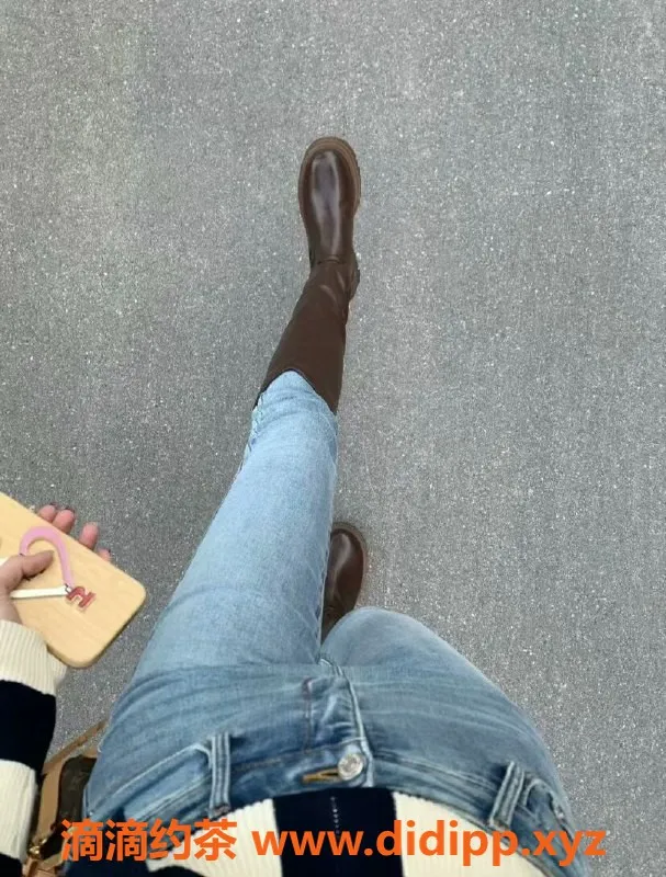 武汉楼凤-徐东张七七，精致美女，活动价特惠！