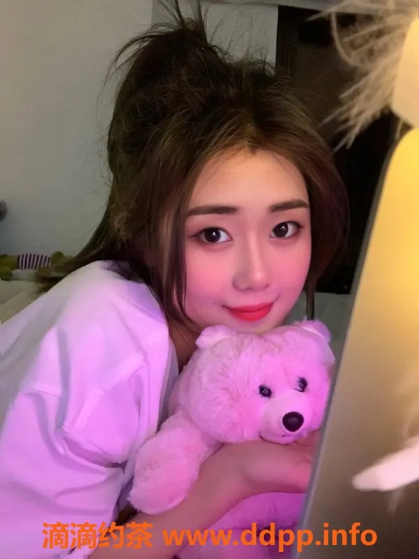 广州楼凤-天河千金，800元一小时，服务超赞！