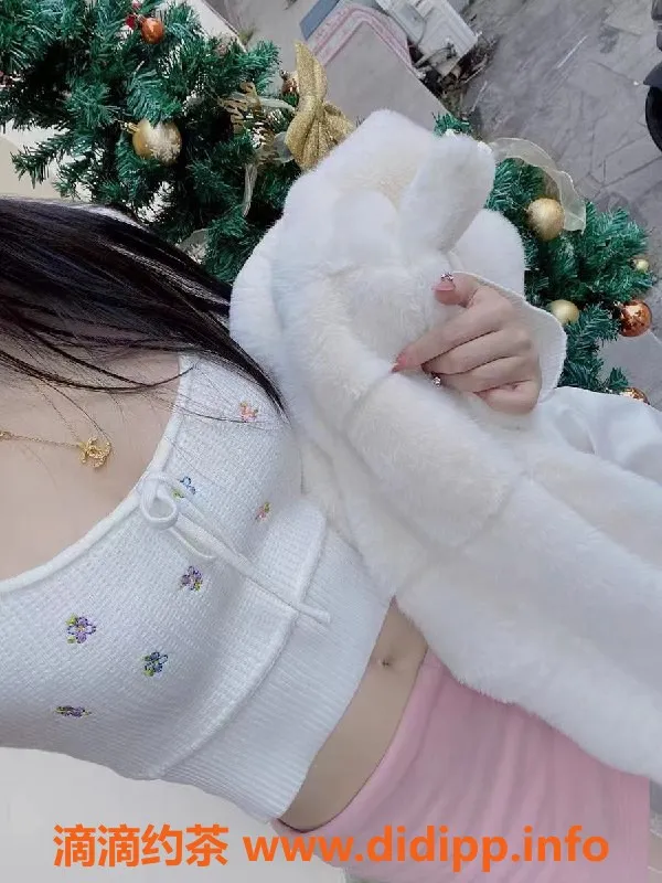 杭州楼凤-上城高端艺名Angelaxx，服务热情，价格实惠