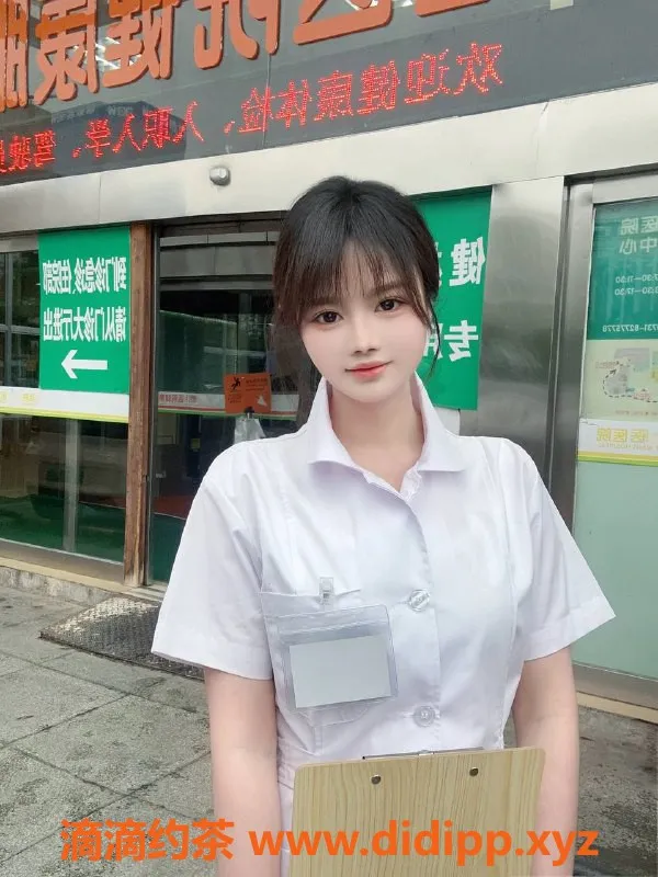 深圳楼凤资源信息,深圳龙岗护士梓涵，诱惑特价900元起