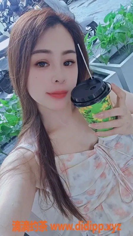 北京楼凤-小影朝阳平乐园，163cm 50kg 36胸，百元档正品享受