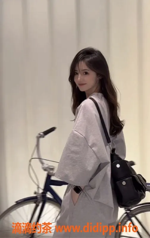 东莞楼凤资源信息,东莞甜美极品嫩妹 课表服务推荐