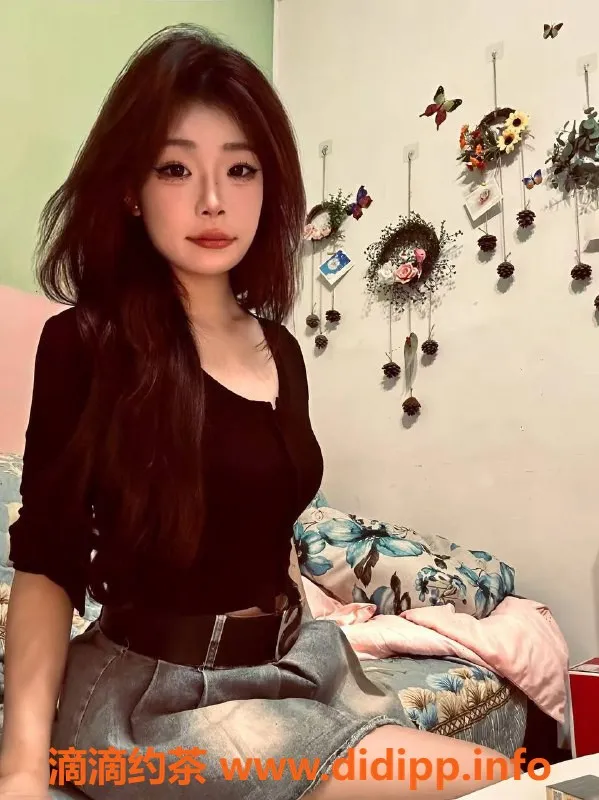 佛山楼凤-南海区CC-700元，1300元全套服务