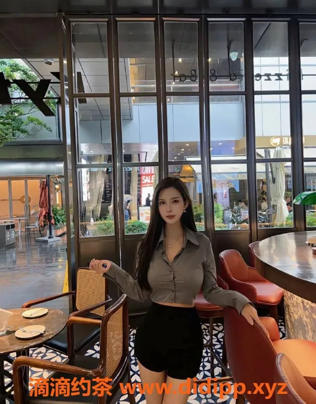 深圳楼凤资源信息,福田文艺，900元体验绝佳服务！