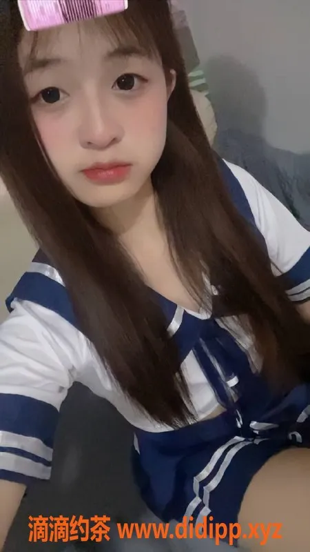 成都楼凤-成华区乐乐：18岁甜美萝莉，身高160，吸引力十足！