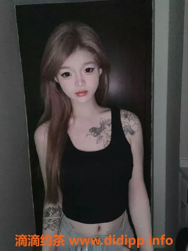 成都楼凤资源信息,成都柚子，16岁娇小妹，600享服务