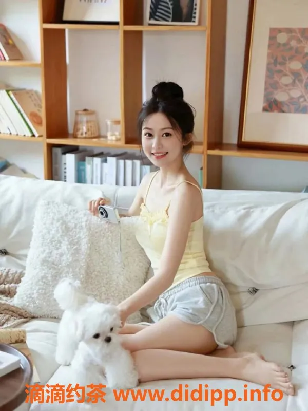 北京楼凤资源信息,百子湾露露嫩妹内衣，批发20z起！