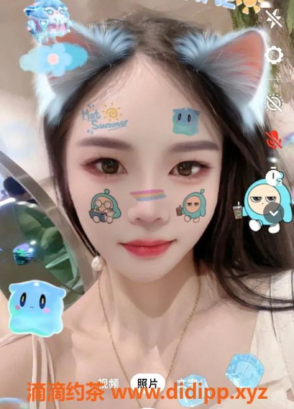 成都楼凤-成华区少妇洛洛，服务车可选，课时费实惠