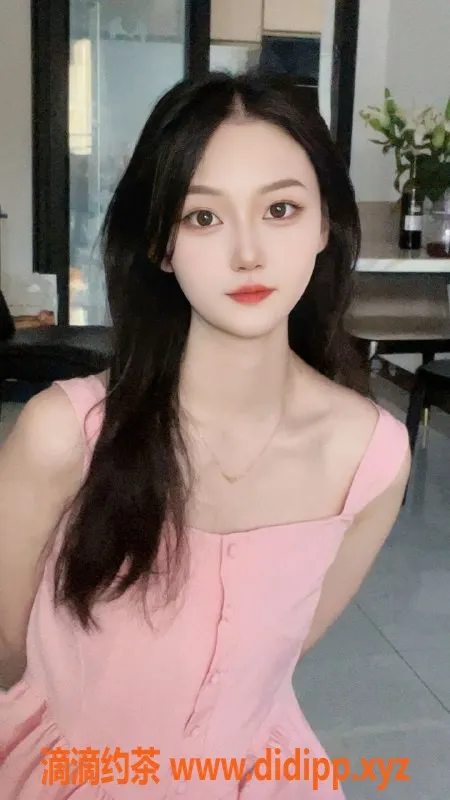 深圳楼凤-龙华暖心姐，800元起，服务超赞！