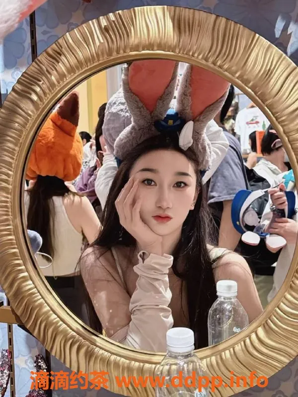 北京楼凤-果小果嫩妹内衣，批发20z起，青年路可提