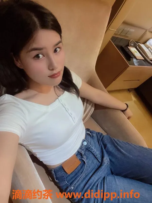 深圳楼凤资源信息,南山子沫，900元课费，服务超赞