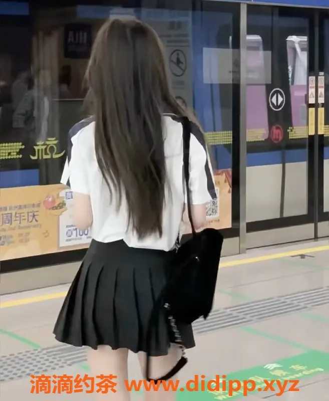 北京楼凤-朝阳区晴晴，1600元起，双飞服务超赞