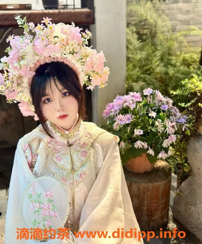 成都楼凤-武侯区小宁，18岁嫩妹，身高160，600元/50分钟