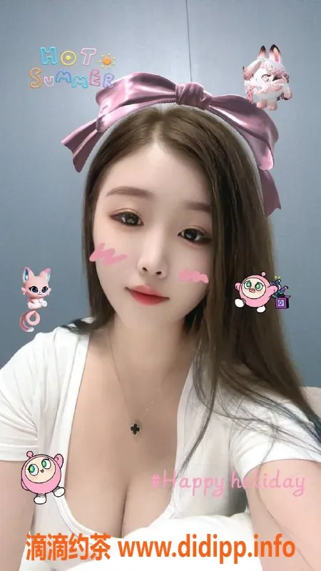 广州楼凤-白云朵糖御姐，700起，视频验证超靠谱！