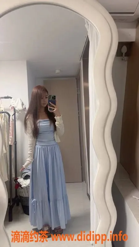 广州楼凤-海珠菜菜，洗吹做，价格实惠！