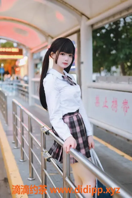 上海楼凤-黄浦小鹿酱，20张内20p，服务超赞！