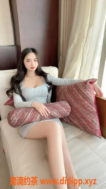 广州楼凤-越秀米雪27岁161cm模特，600元45分钟服务