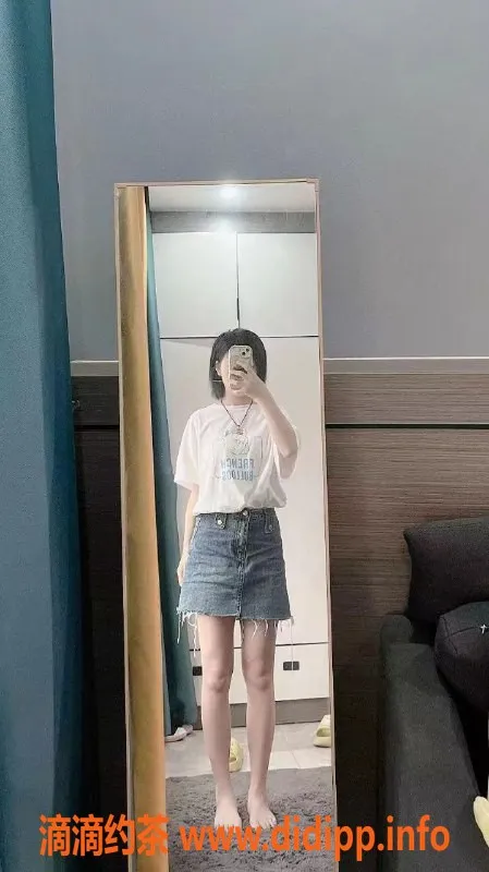 上海楼凤资源信息,闵行小萝莉兮颜，苗条身材，700P/40min