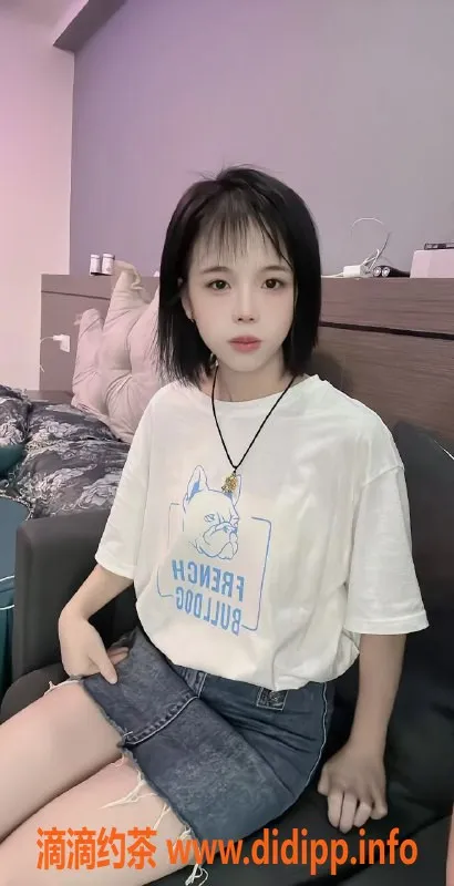 上海楼凤-闵行小萝莉兮颜，苗条身材，700P/40min