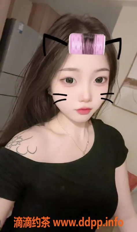 成都楼凤-成华区18岁苗条妹子，颜值9.5，服务一流