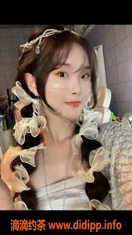 成都楼凤-武侯区欣怡：嫩妹车体验，课时费6p起