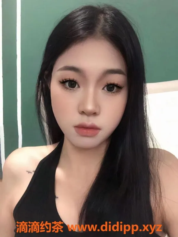 深圳楼凤-福田花姑娘：1000元体验胸推与制服服务