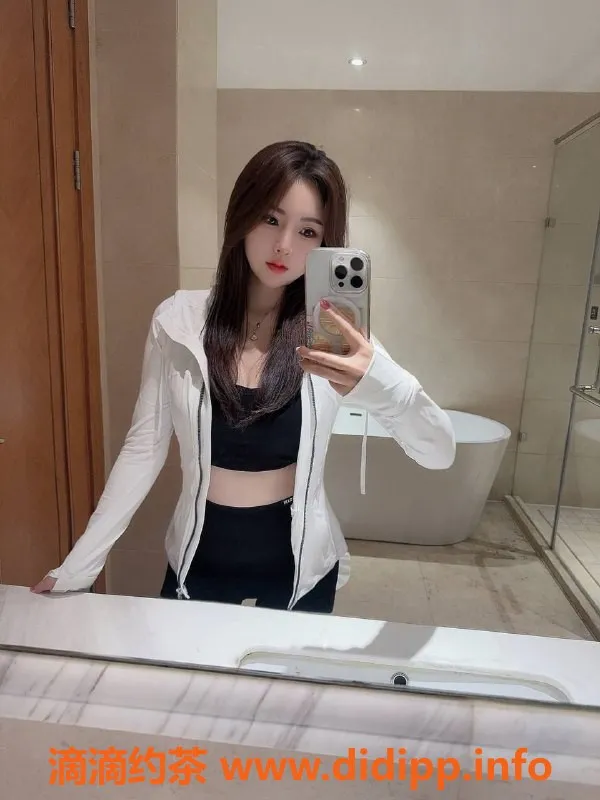 北京上门服务-朝阳小白妖，165cm 50kg 36D+ 热情服务千元档