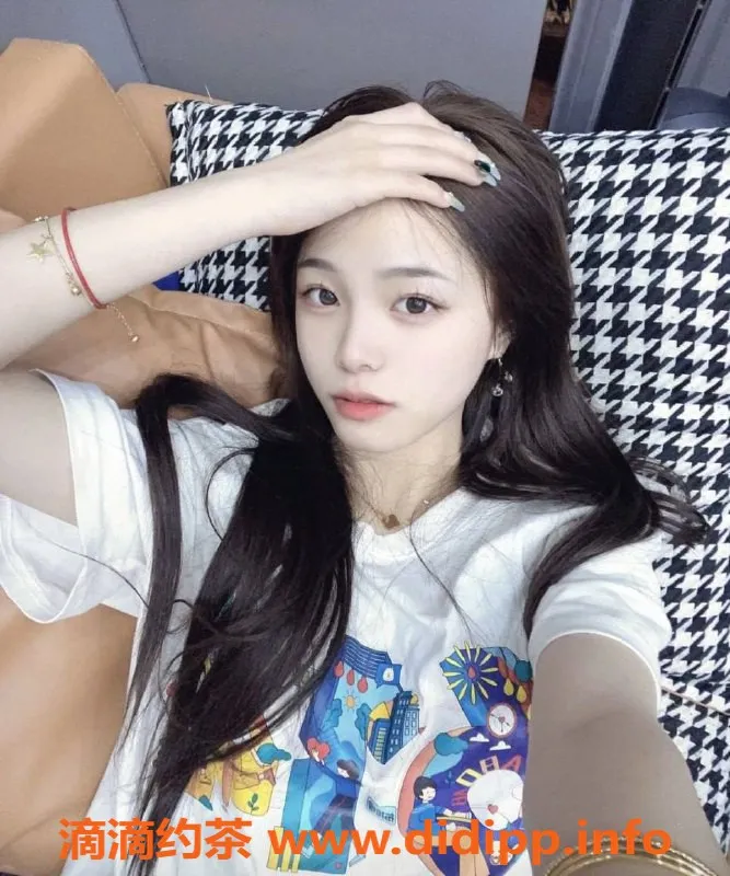 上海楼凤-普陀小格格新人福利拍卖，原价1100现仅900P