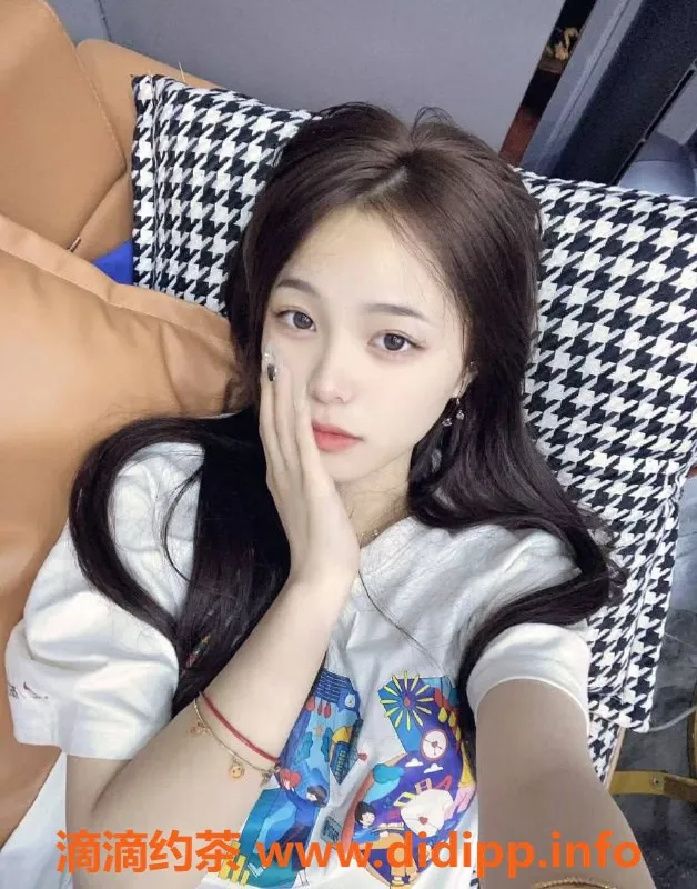 上海楼凤-普陀小格格新人福利拍卖，原价1100现仅900P