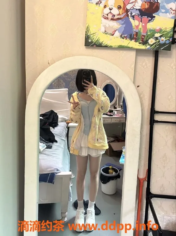 成都楼凤-成华区嫩妹沐兮，160cm/95斤，600元/50分钟